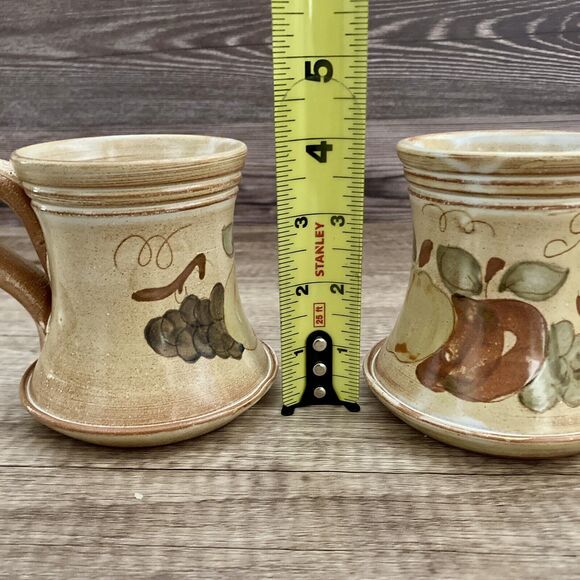 2 Vintage La Poterie Mugs Provence France Art Pottery Gassin Fruit - Picture 9 of 11